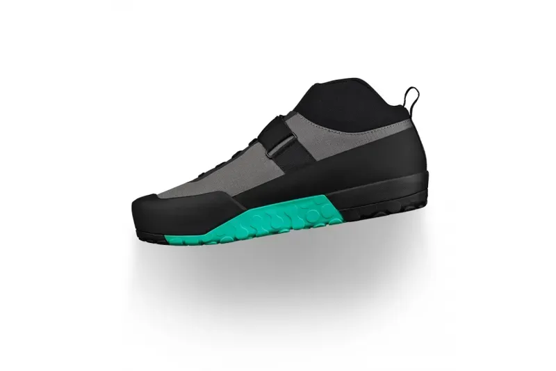 Fizik Gravita Tensor Flat Shoes in Grey-1