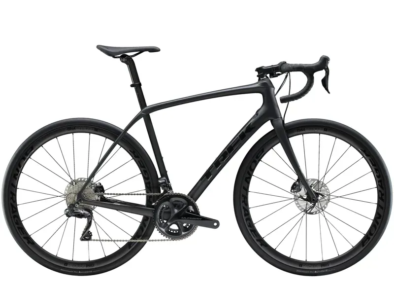2019 Trek Domane SL 7 Disc Mens Carbon Road Bike in Black
